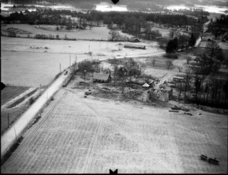 27,klosterruinen och dess omgivning, flygfoto